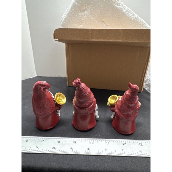 Set Of 3 Football-Themed Gnome Figurines With Trophy & Football - Picture 5 of 7